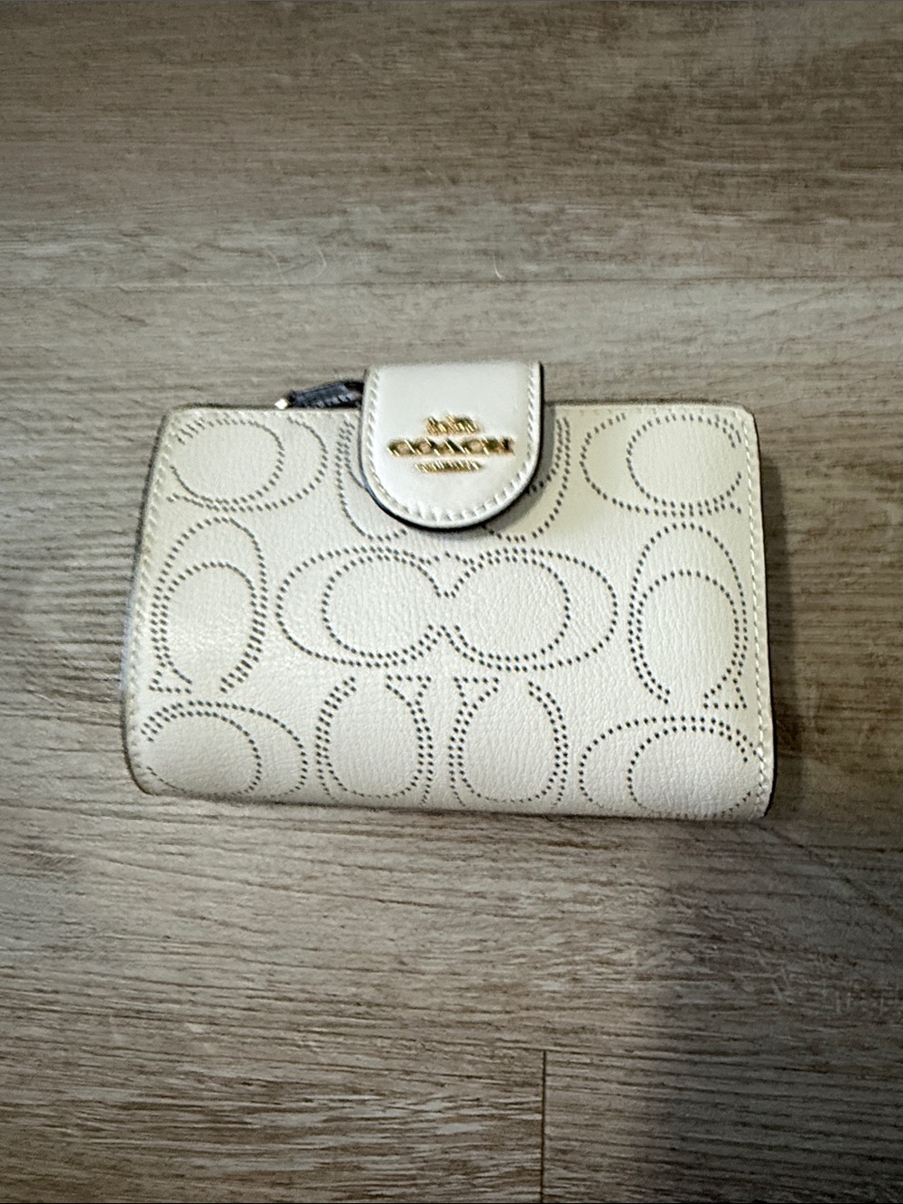 Coach Perforated Signature Bifold Wallet - Chalk